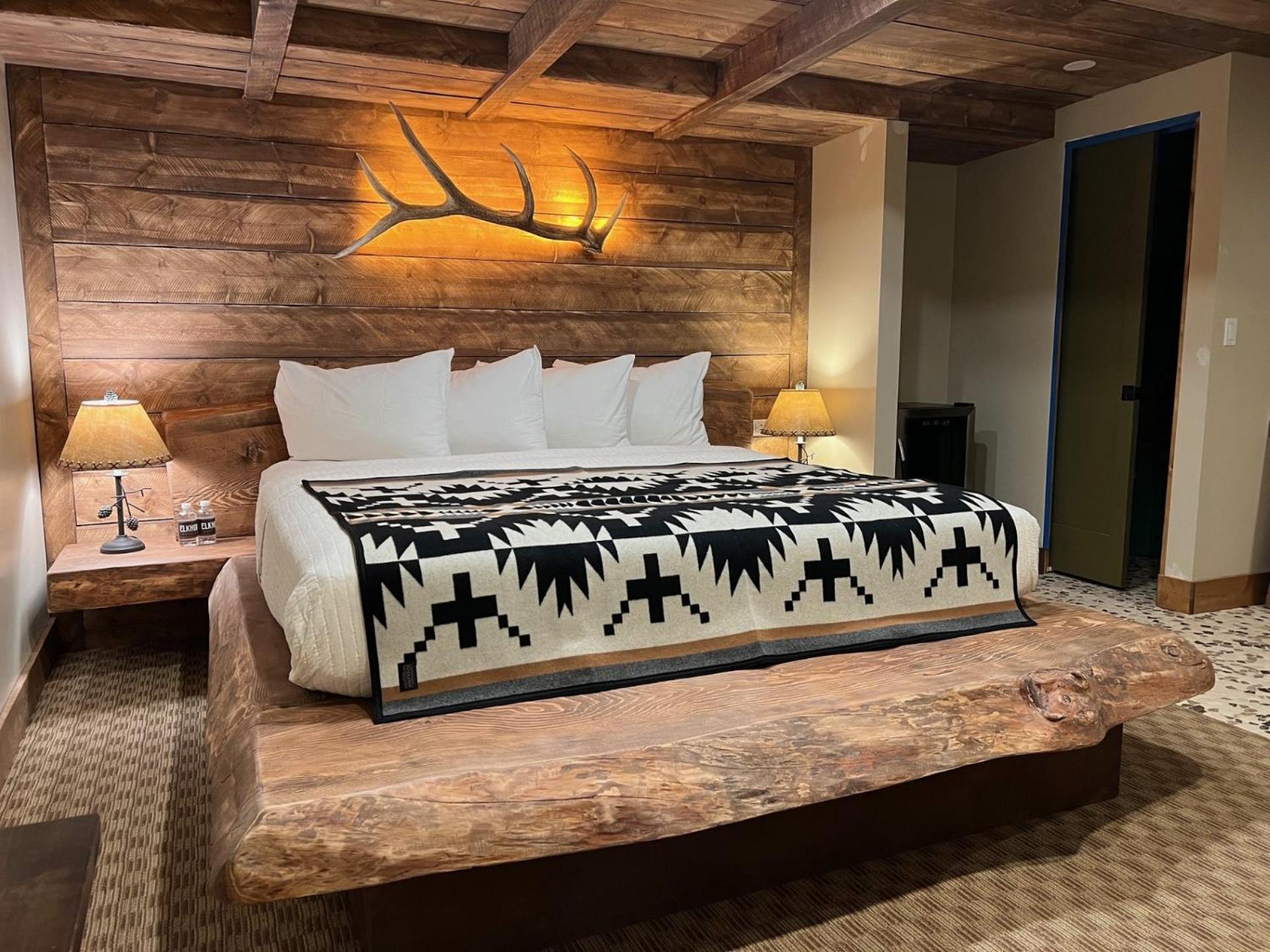 Elkhorn Cabins And Inn West Yellowstone Eksteriør billede