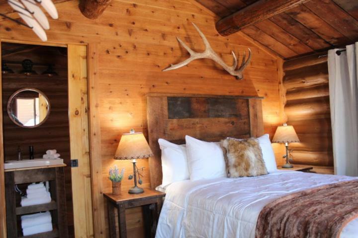 Elkhorn Cabins And Inn West Yellowstone Eksteriør billede